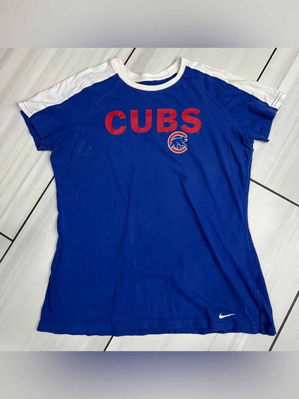 Nike Women’s Chicago Cubs MLB Fan Apparel Size Large
